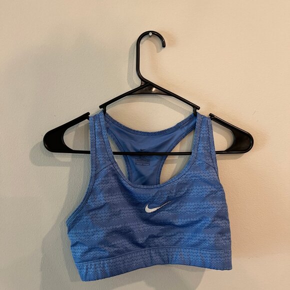 Nike Sports Bras Size M - Picture 10 of 11